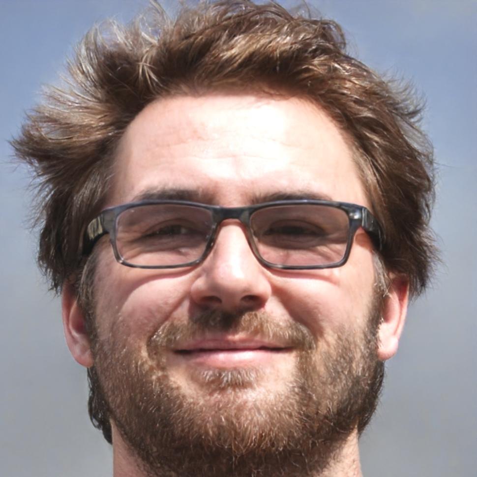 Pierre Martin, Spécialiste en Stratégies d'Investissement